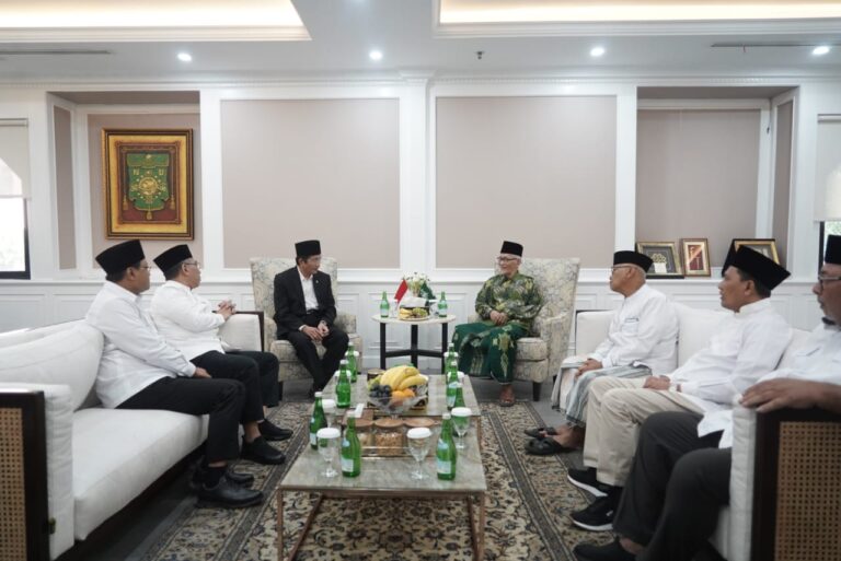 Usai Sertijab, PBNU Ormas Keagamaan Pertama yang Dikunjungi Menag Nasaruddin