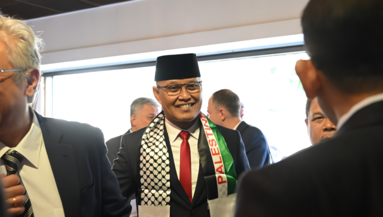 DPR Tegaskan Perjuangan Paus Fransiskus Bagi Palestina Harus Dilanjutkan