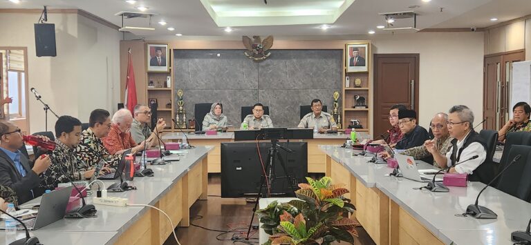 Kementan Susun Peta Jalan Penyediaan Daging, Susu dan Telur Dukung Program Makan Bergizi Gratis