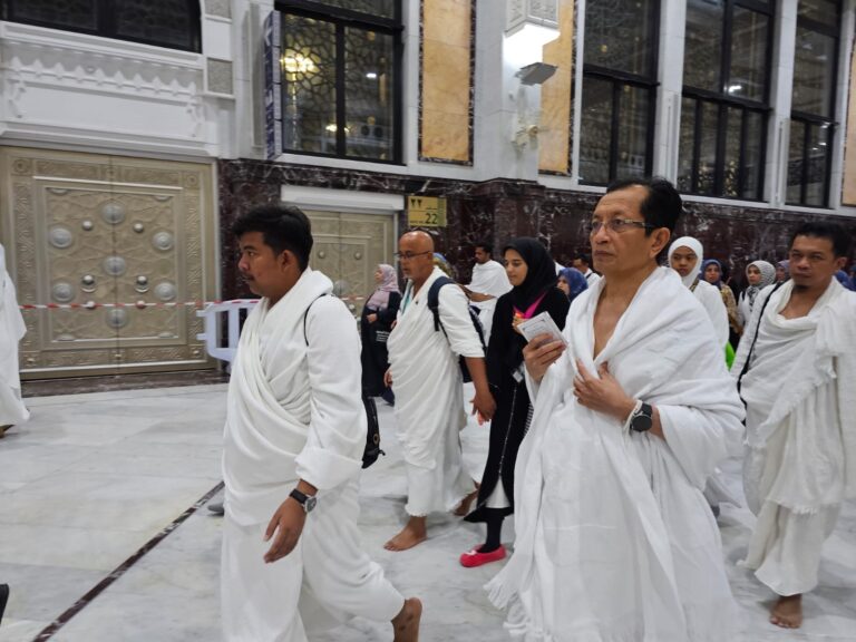 Menag Ajak Ribuan Jemaah Umrah Ajak Doakan Kemajuan Indonesia dan Perjuangan Palestina