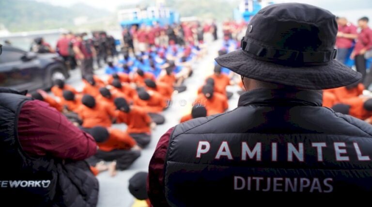 Ditjenpas Lakukan Pemindahan 84 Narapidana Tahap II ke Nusakambangan