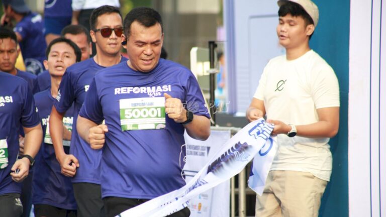 Peringati Hari Pahlawan, Wamen Imipas Ikuti Reformasi Run 2024