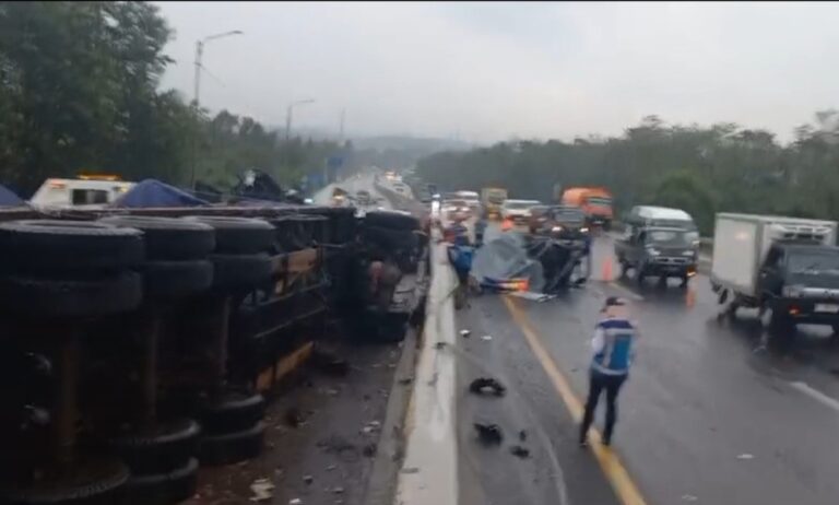 Kecelakaan Truk di Ruas Tol Purbaleunyi, Kemenhub Akan Dalami Penyebab Kecelakaan