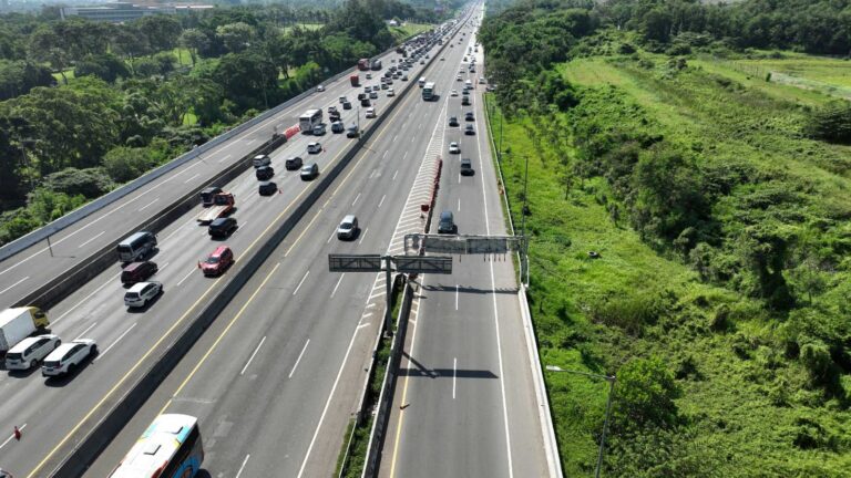 ATI: 3.020 KM Jalan Tol Indonesia Siap Sambut Nataru 2024/2025