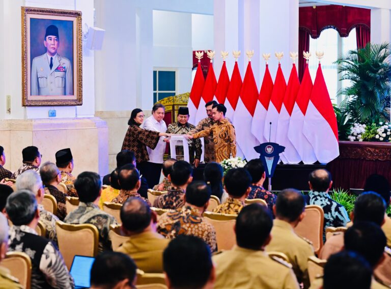 Panglima TNI Hadiri Penyerahan DIPA dan TKD 2025 serta Peluncuran Katalog Elektronik Versi 6.0