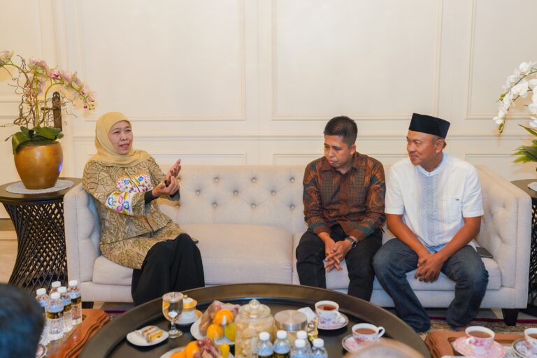 Diskusi bareng Pengusaha Muda Lumajang, Khofifah Bahas Pengembangan Agrobisnis