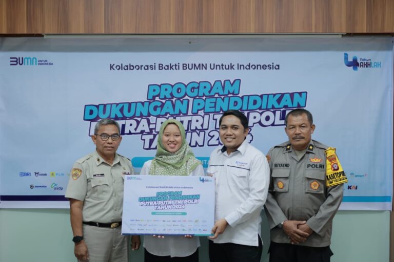 Jamkrindo Beri Bantuan Beasiswa bagi Putra Putri TNI-Polri