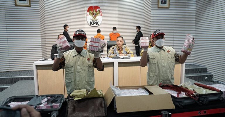 KPK Tetapkan Tiga Tersangka Kasus Korupsi di Pekanbaru, Diduga Kepentingan Pj dan Sekda