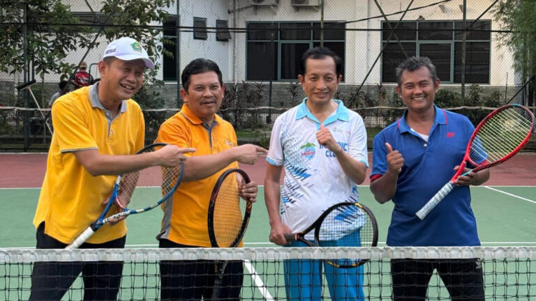 Menag Nasaruddin Umar Ternyata Hobi Tenis Lapangan