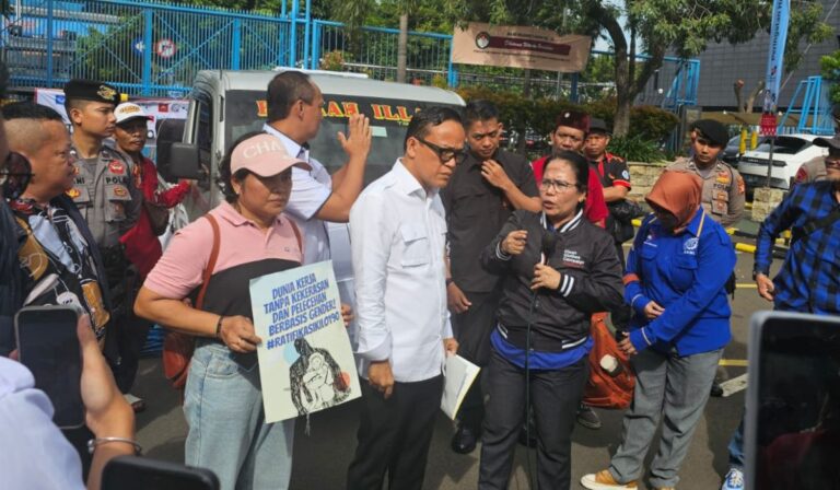 Wamen Noel Dukung Buruh Mengecam Kekerasan Seksual