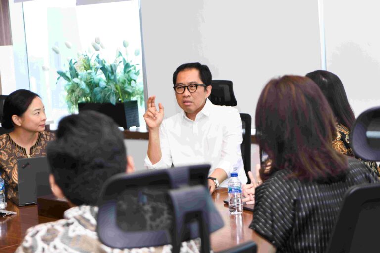 Wamen Faisol Sarankan Marketplace Prioritaskan Produk ‘Made in Indonesia’