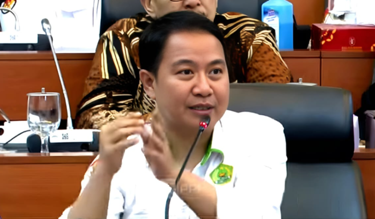 Biaya Haji 2025 Turun, Ini Penjelasan Kemenag