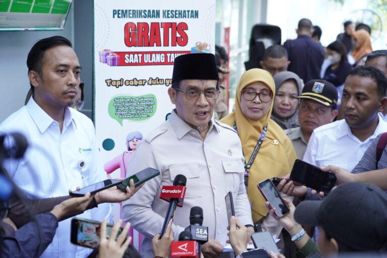 Wamenag Ajak Masyarakat Manfaatkan Cek Kesehatan Gratis