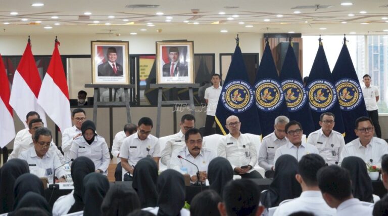 Menteri Imipas Harap CPNS Lulusan Poltekim dan Poltekip Jadi Agen Pemersatu Bangsa