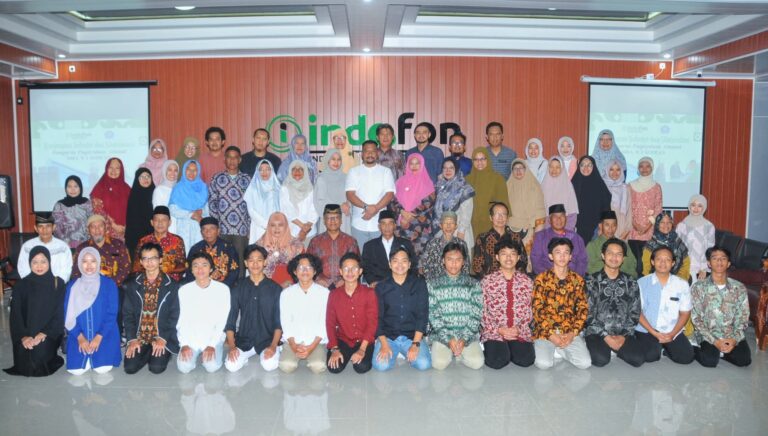 Reuni Lintas Angkatan SMA N 1 Godean Sukses Dilaksanakan di Pabrik Plafon PVC Indofon