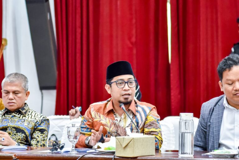 DPR Minta Pemerintah Pusat Pimpin Penanganan Banjir di Jabodetabek 