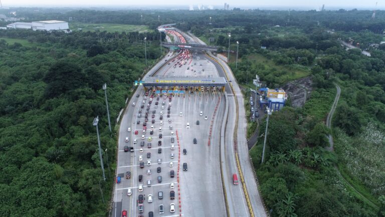 Pantauan Volume Lalu Lintas Transaksi Gerbang Tol di Ruas Tol Jabodetabek dan Jawa Barat pada Libur Lebaran Idulfitri 2025