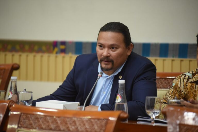 Ramai Aksi Premanisme Debt Collector, DPR Minta Negara Tegas Tak Boleh Ada Pembiaran Intimidasi ke Rakyat