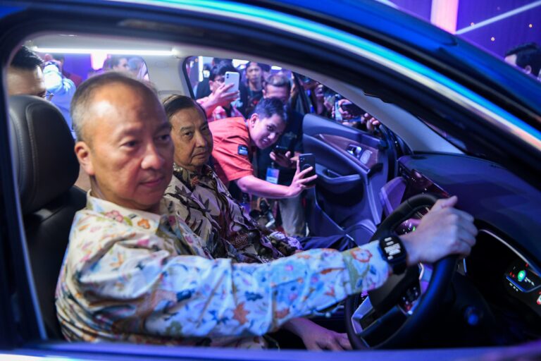 Menperin Kenalkan Konsep Green Mobility Fasilitasi Teknologi Otomotif