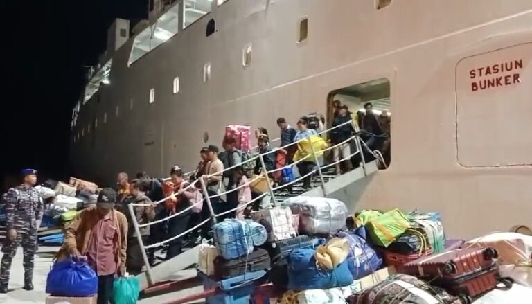 Bakamla RI Bersama TNI Gagalkan Pengiriman 25 Calon Pekerja Migran ke Malaysia