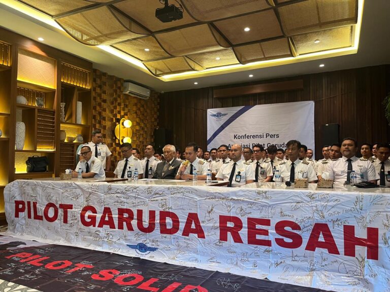 Asosiasi Pekerja Tuntut Pemerintah Lakukan Evaluasi Terhadap Manajemen Garuda Indonesia