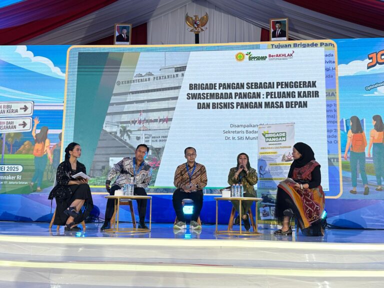 Sektor Pertanian Serap 30 Persen Tenaga Kerja, Kementan Dorong Regenerasi Petani di Job Fair 2025