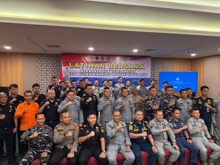 Bakamla Resmi Buka Latihan Bersama Manuver Lapangan KKPH 2025