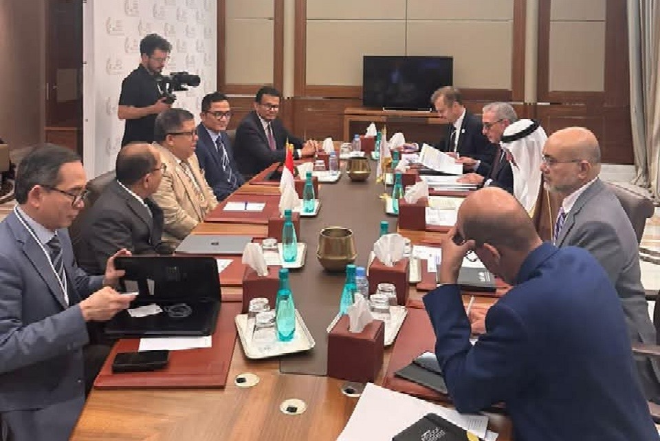 Fahri Hamzah Bertemu Presiden IsDB Group Bahas Kolaborasi Pembiayaan Perumahan