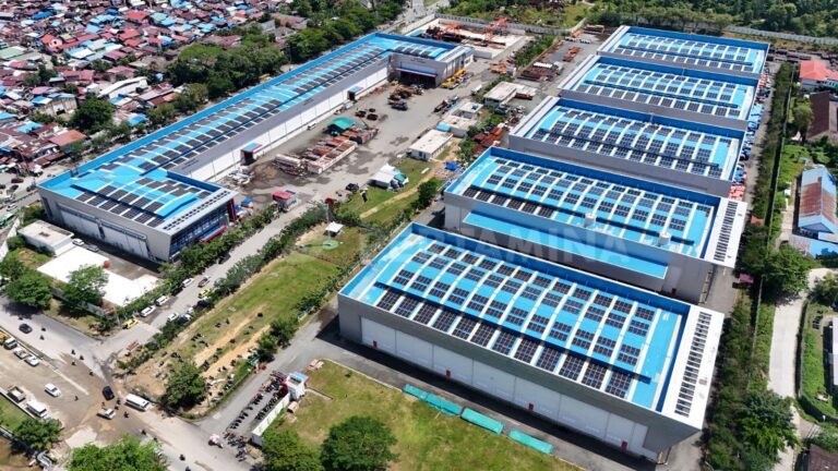 Pertamina Resmikan PLTS Atap Terbesarnya, Dorong Operasional Ramah Lingkungan