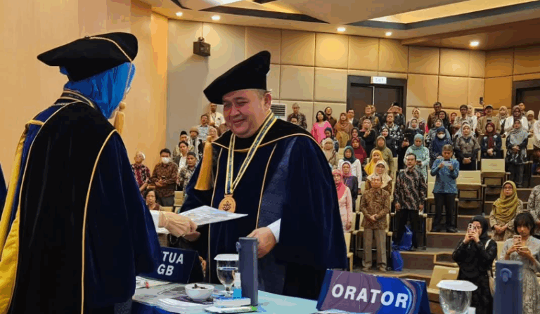 Profesor Ini Temukan Molekul Ajaib dalam Susu Kambing, Bikin Anak Sehat dan Cerdas!