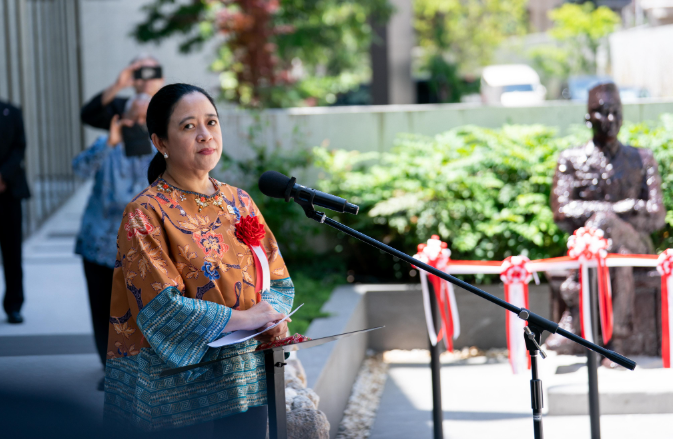 Puan Resmikan Patung Sukarno di KBRI Tokyo, Harap Jadi Semangat Persahabatan Generasi Muda RI-Jepang