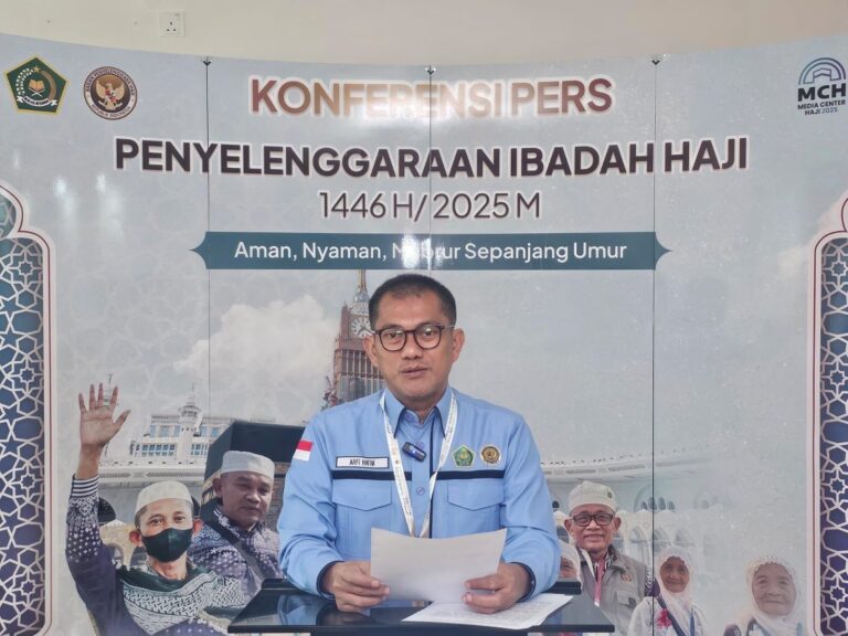 Bus Shalawat Dihentikan Sementara, Makanan Siap Saji Didistribusikan