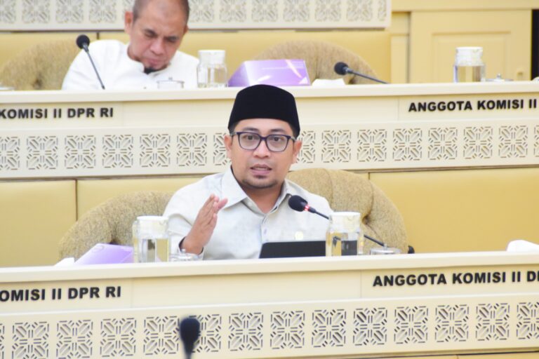Polemik Status 4 Pulau, Gus Khozin Ingatkan Aspek Sosial Budaya