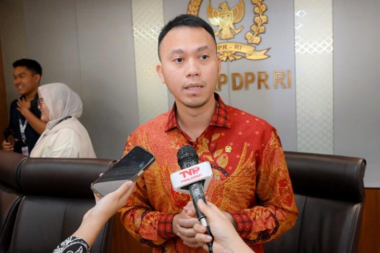 Legislator Harap Iran dan Israel Gencatan Senjata dengan Tertib
