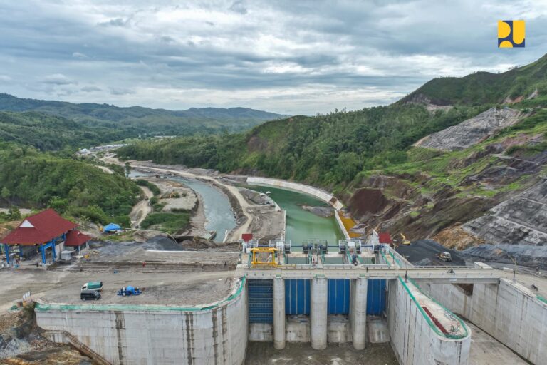Dukung Ketahanan Air dan Pangan di Maluku, Kementerian PU Percepat Konstruksi Bendungan Way Apu