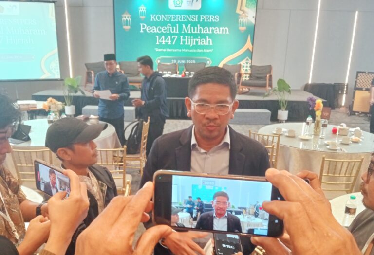 Direktur Jenderal Bimas Islam, Abu Rokhmad usai Konferensi pers bertajuk Peaceful Muharram 1447 H di Jakarta (Ist)