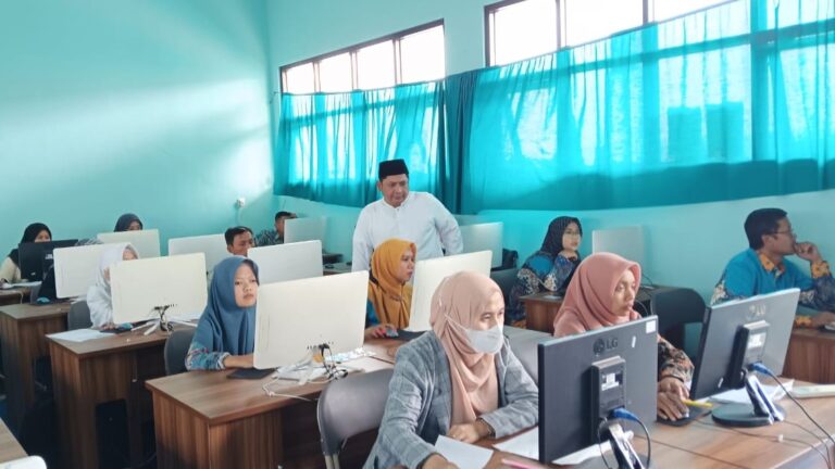 Buruan Daftar! Kemenag Gelar Kursus Bahasa Inggris untuk Guru MI