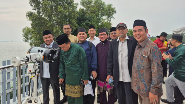 Hilal Awal Safar 2025 Terlihat di Tiga Titik Utama