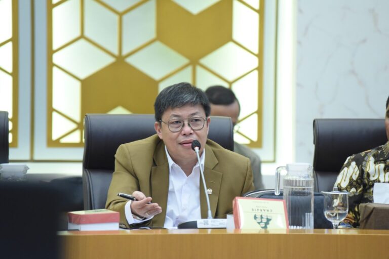 Komisi IV DPR Dukung Pengadaan Unit Helikopter Buat Dalkarhut Atasi Karhutla