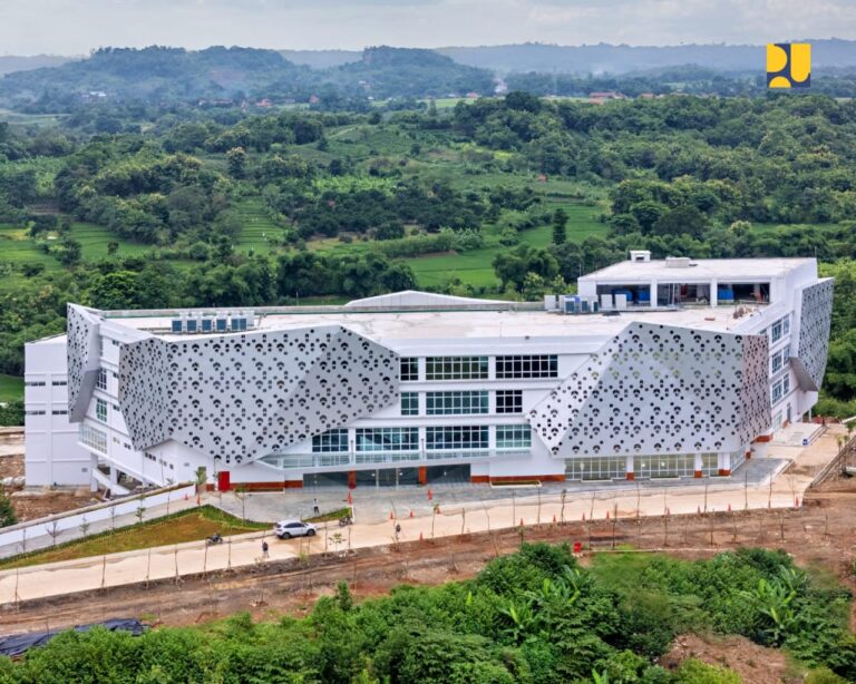 Rampungkan Gedung Technopole, Kementerian PU Hadirkan Fasilitas I-SMART dan Teaching Factory