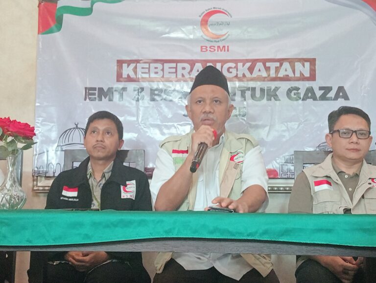 Bulan Sabit Merah Indonesia Kembali Berangkatkan 6 Dokter Sepsialis ke Gaza