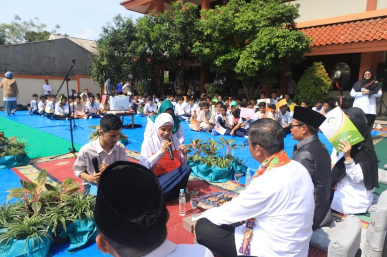 Murid Baru Berkebutuhan Khusus Hafal 30 Juz Bikin Haru Suasana MATSAMA 2025