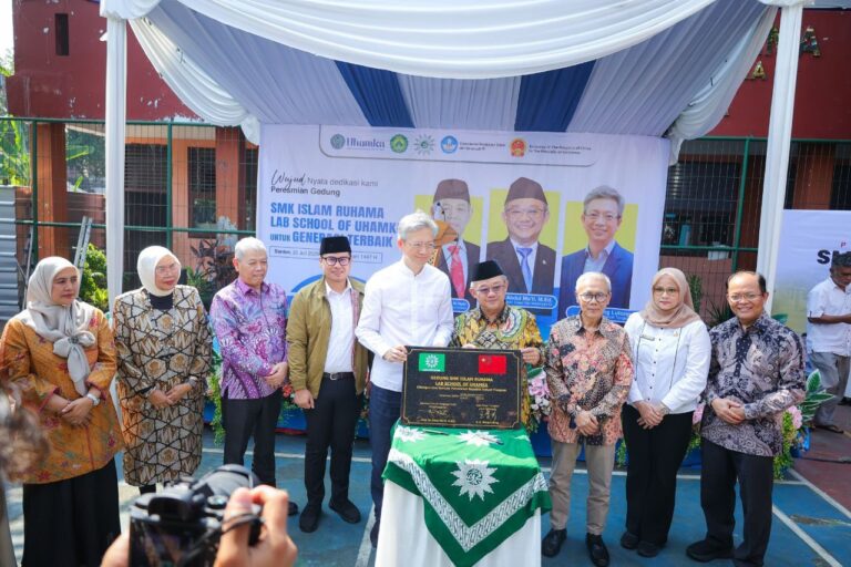 Tiongkok Beri Bantuan ke Ruhama Lab School Uhamka, Pilar: Dampaknya Besar untuk SDM Tangsel