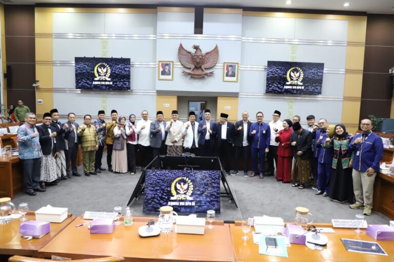 DPR Setujui Usulan Penggunaan Uang Muka untuk Haji 2026