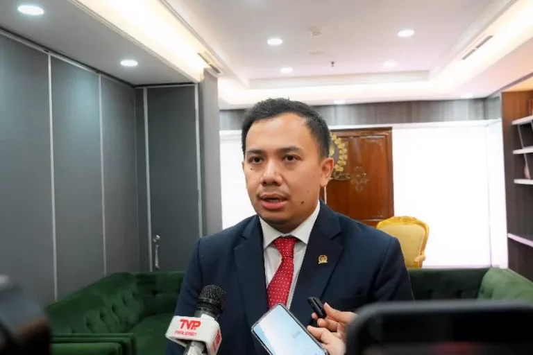DPR Dorong Polisi Lanjutkan Penyelidikan Kasus Kematian Diplomat Muda