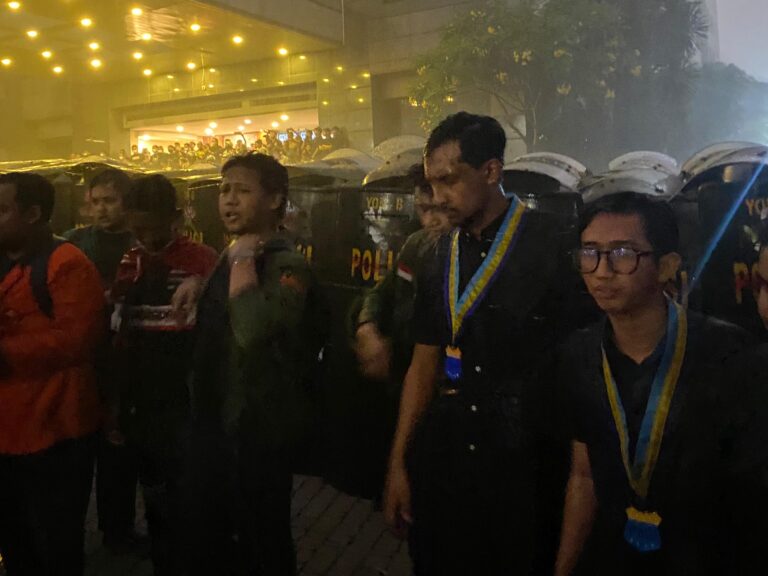 Gelar Aksi di Depan Polda Metro, PMII Ciputat: Kami Tidak Akan Tinggal Diam