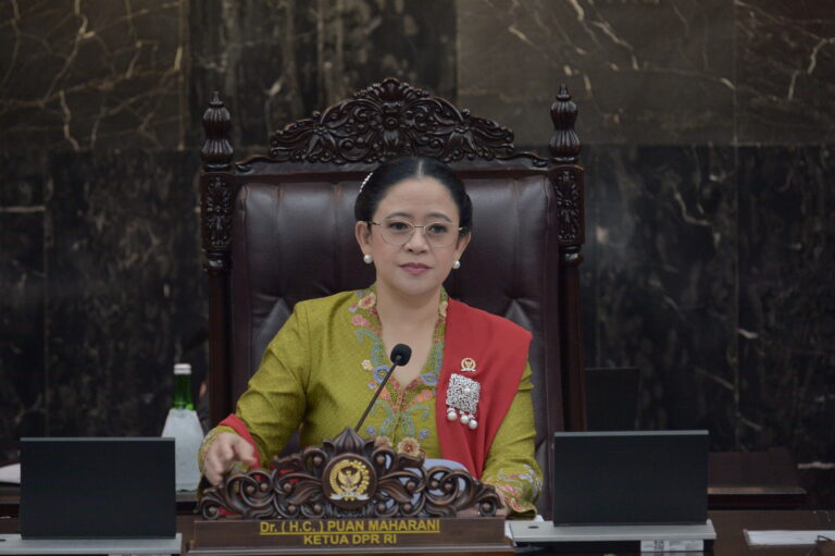 Puan Tegaskan Tenaga Kesehatan Harus Bebas Narkoba, Dorong Pengawasan Ketat