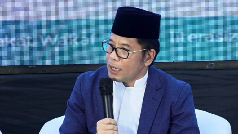 Kesadaran Berwakaf Masyarakat Tumbuh 6 Persen Setiap Tahun