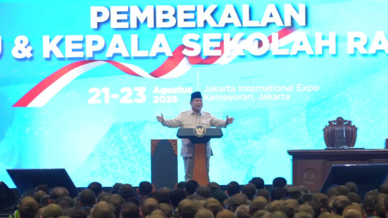 Menag Hadiri Pembekalan Guru Sekolah Rakyat