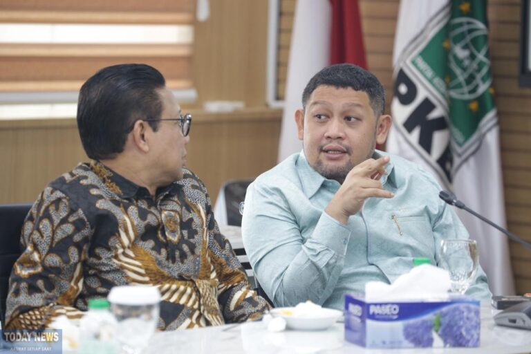 Warga Sipil Banyak Alami Kekerasan Oknum Aparat, DPR: Pecat dan Sanksi Pidana Agar Jera